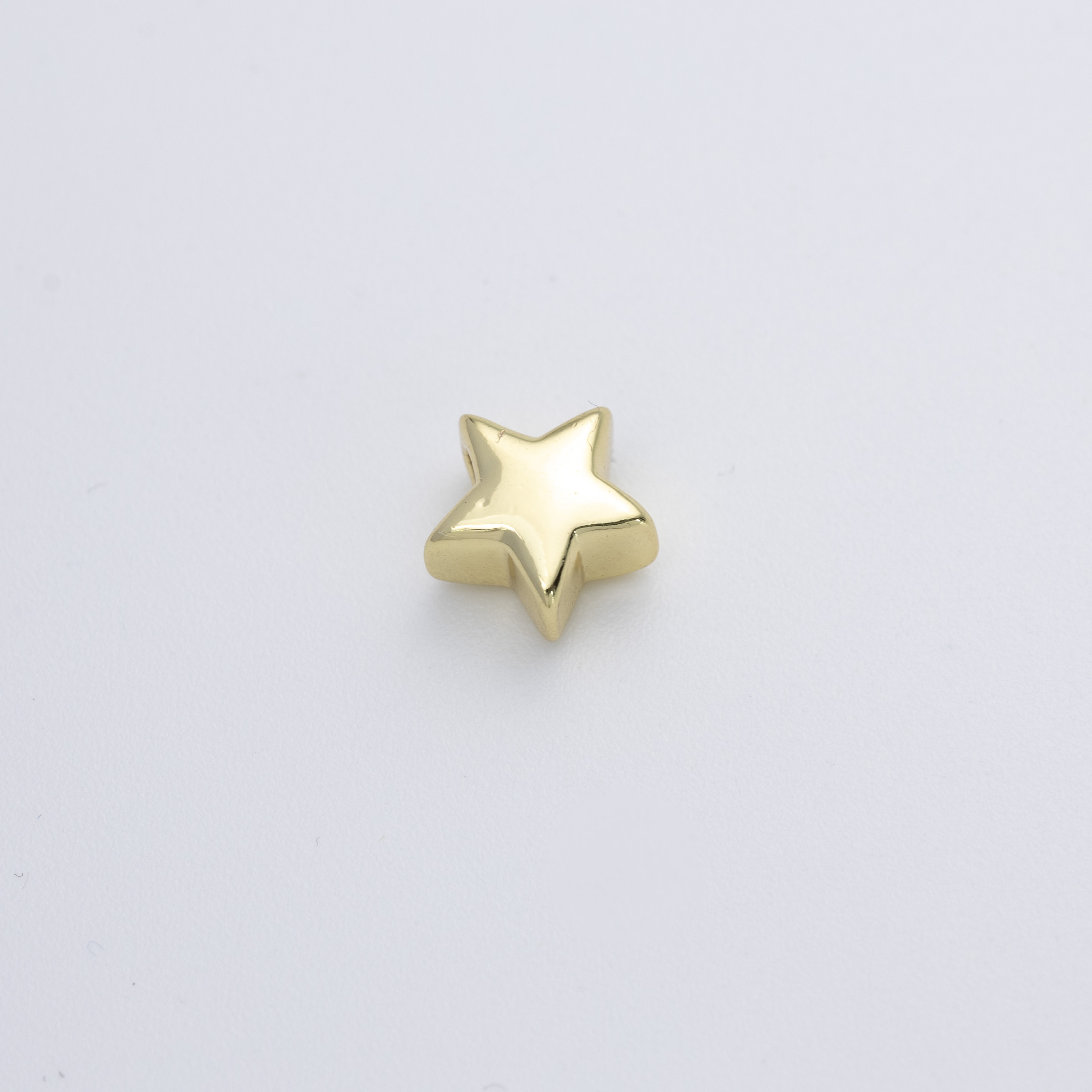 19470  Gold Star-shaped Bead